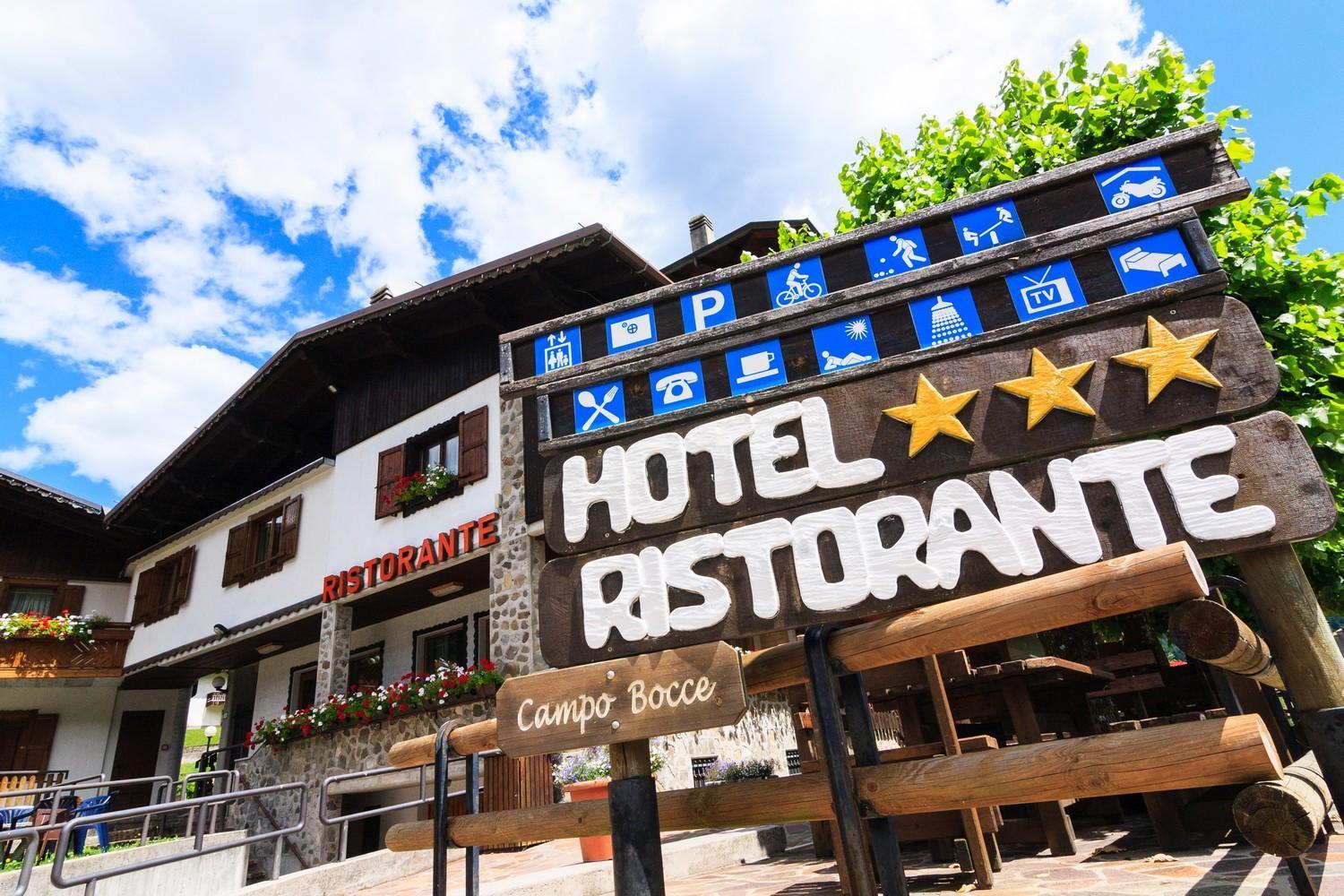 Hotel Edelweiss Con Ristorante Note Di Gusto Forni di Sopra Exterior photo